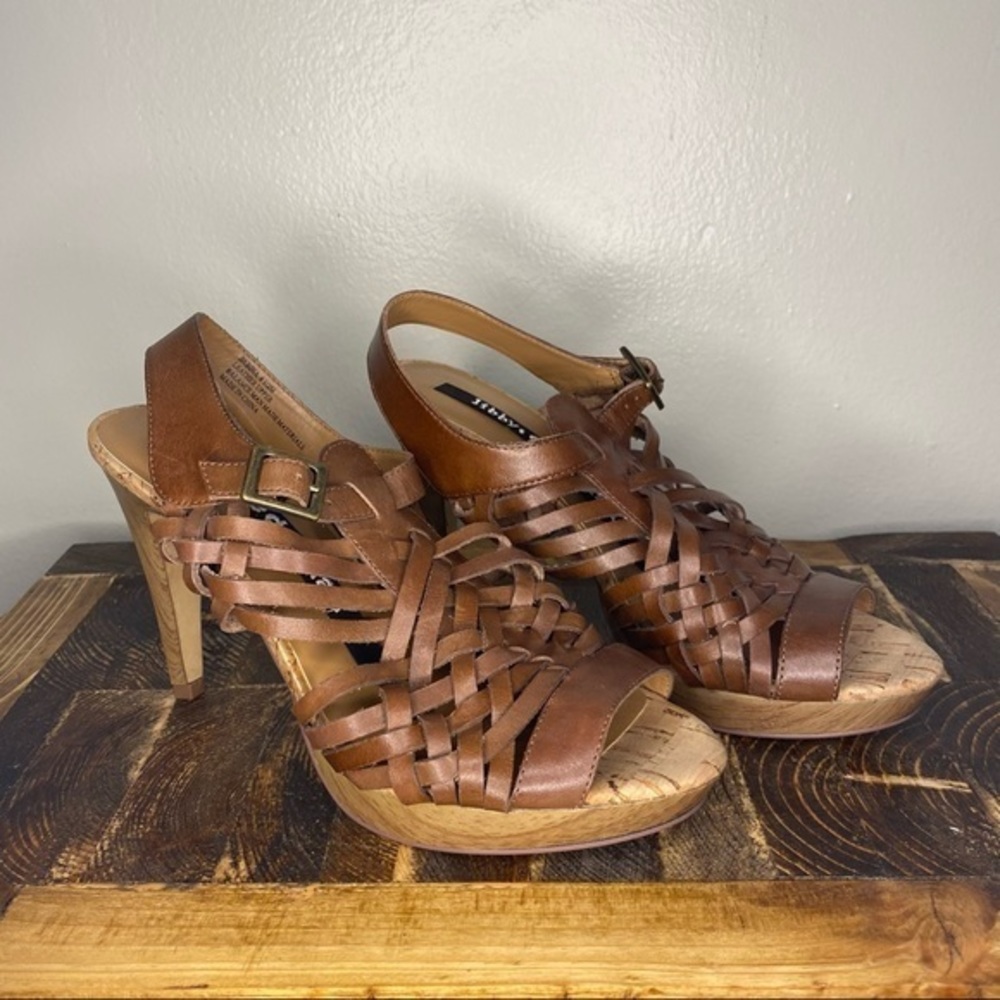 Libby Edelman Peep Toe Strappy Brown Sandal Sz‎ 6.5